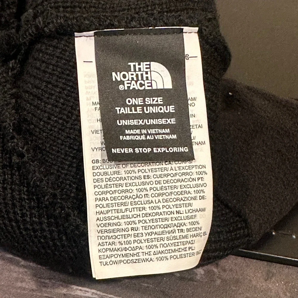 The North Face Mens Black Knit Beanie Stopwatch Graphic Embroidered Hat NWT